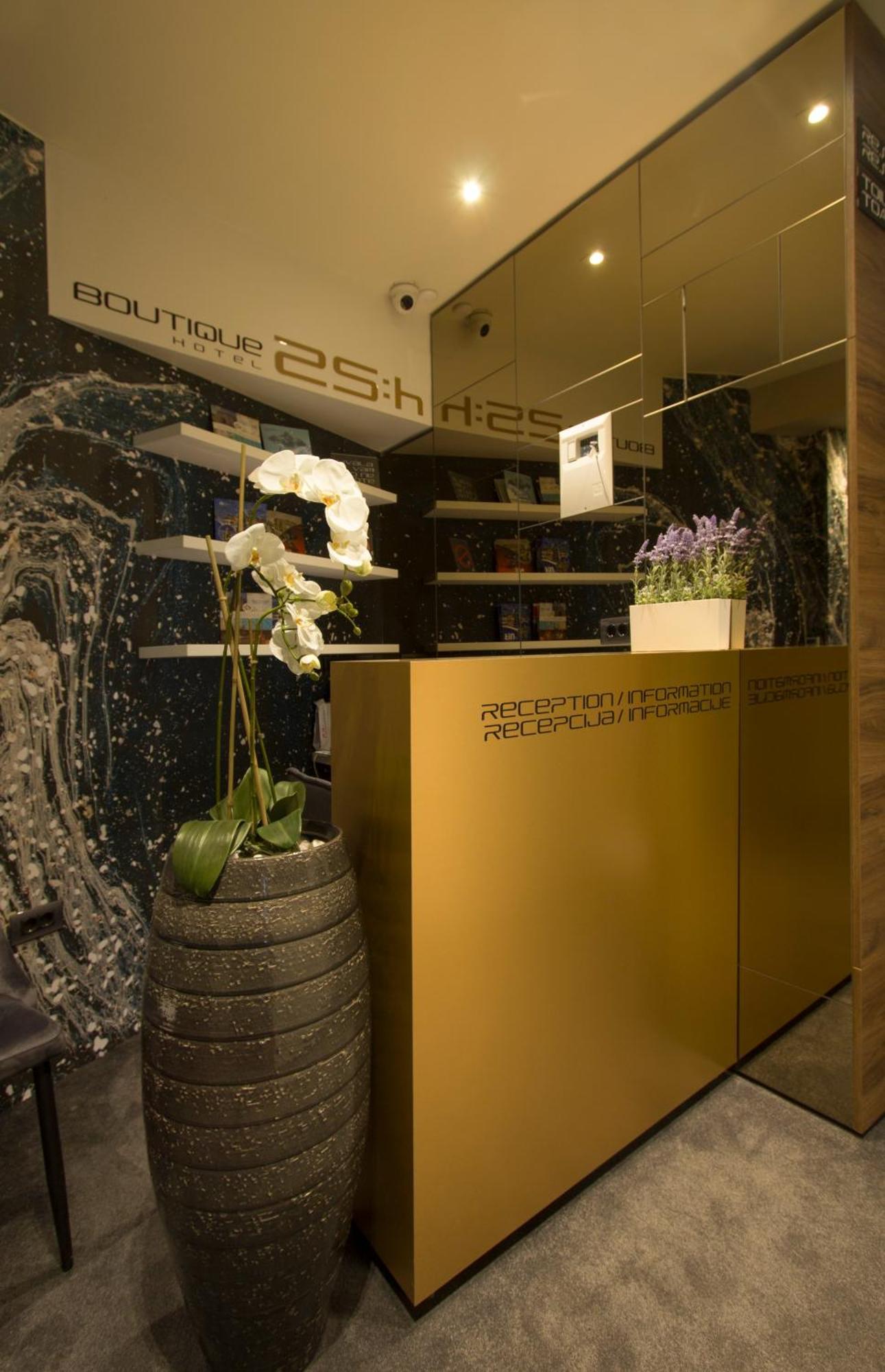 Boutique 25H By Eva Stay 018 Ниш Экстерьер фото